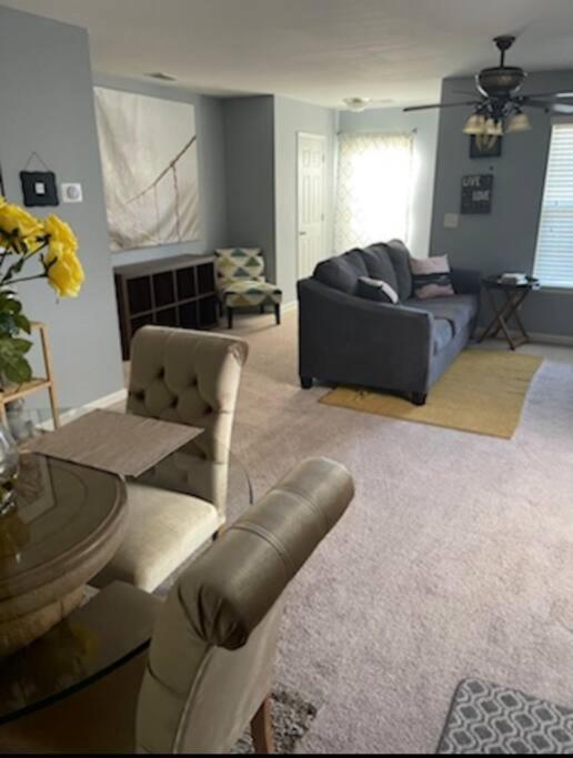 Beautiful Private Home Near Ft Jackson, Starbucks, Shopping And Dining! โคลัมเบีย ภายนอก รูปภาพ